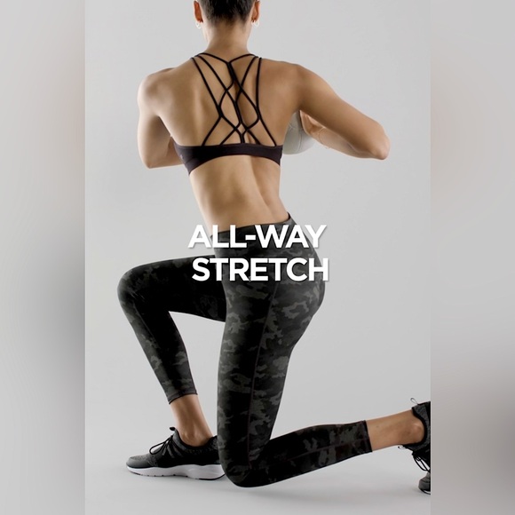 NWT! Fabletics Powerhold Gray & Dk Green Leggings - Picture 2 of 9